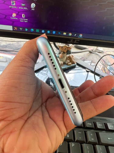 iPhone XR Scan 64g អេក្រង់ថ្មី 75$ ដាច់✅