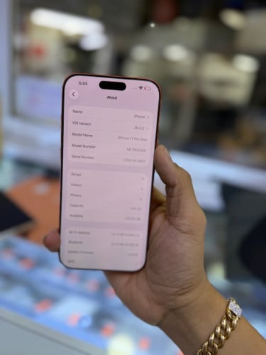 Iphone17promax 256G ZA មានខ្សែរ ដុំសាកorignal