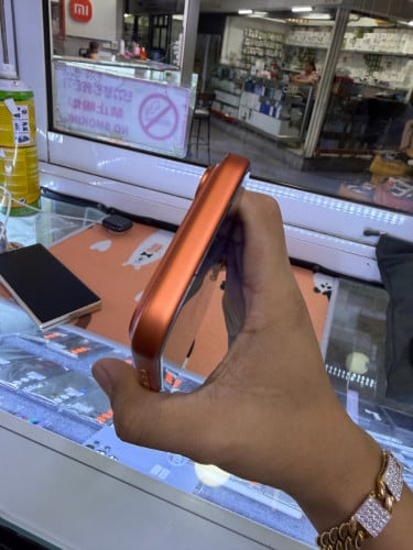 Iphone17promax 256G ZA មានខ្សែរ ដុំសាកorignal