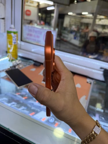 Iphone17promax 256G ZA មានខ្សែរ ដុំសាកorignal
