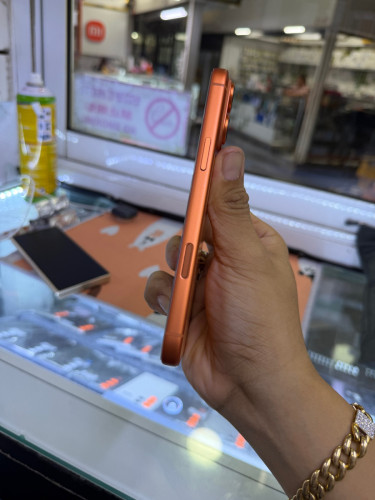 Iphone17promax 256G ZA មានខ្សែរ ដុំសាកorignal