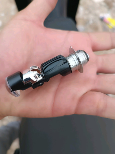 LED ក្តឹបគុជសង់