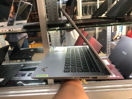 Lenovo 82V6