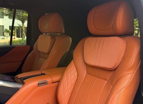 LEXUS LX700H VIP Seat