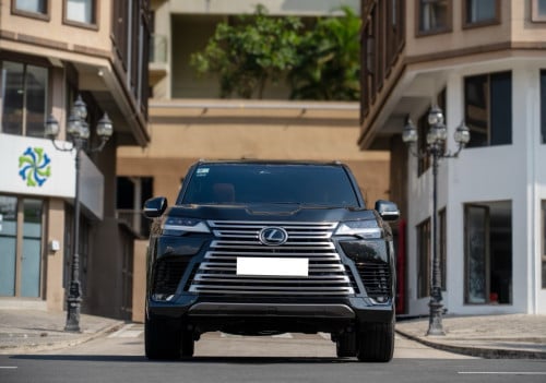 LEXUS LX700H VIP Seat