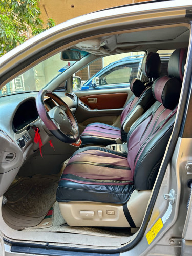 Lexus RX300 ឆ្នាំ1999 ប៉ុង​2​ ហ្គាស​ហេីយ​