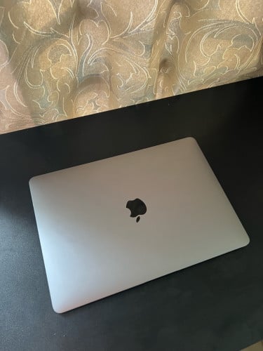 Macbook air M1 តម្លៃល្អ (Sold)