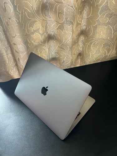 Macbook air M1 តម្លៃល្អ (Sold)