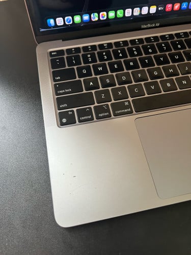 Macbook air M1 តម្លៃល្អ (Sold)