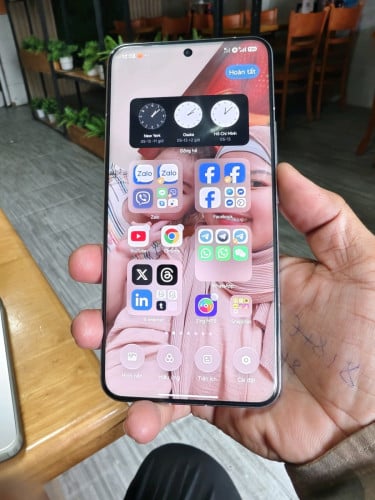 mi 14 Pro 12/256G Ch នៅស្អាត លក់ត្រូវការលុយ