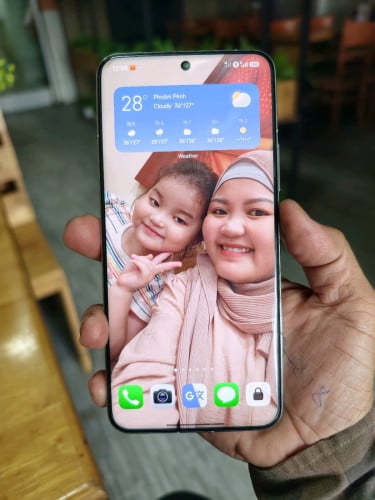 mi 14 Pro 12/256G Ch នៅស្អាត លក់ត្រូវការលុយ