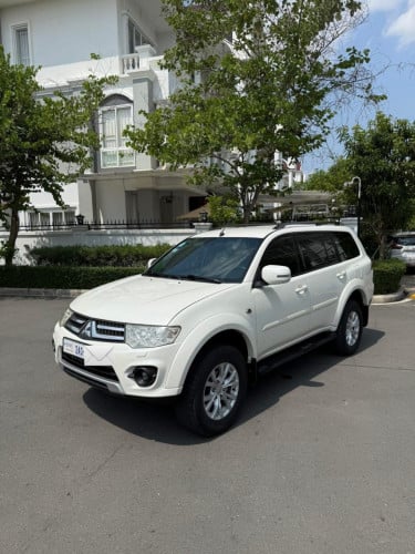 Mitsubishi Pajero Sport 2015​ ម៉ាសុីនម៉ាសូត
