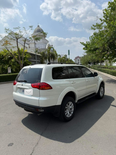 Mitsubishi Pajero Sport 2015​ ម៉ាសុីនម៉ាសូត