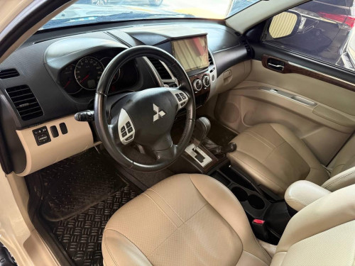 Mitsubishi Pajero Sport 2015​ ម៉ាសុីនម៉ាសូត