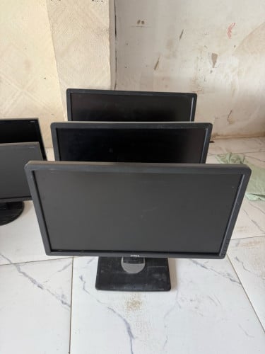 Monitor ចាប់ឆាយ នៅស្អាតទាំងអស់ 8គ្រឿង