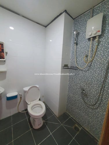 Nice Studio Apartment BKK3 near East West school