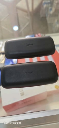 Nokia Button phone secondhand