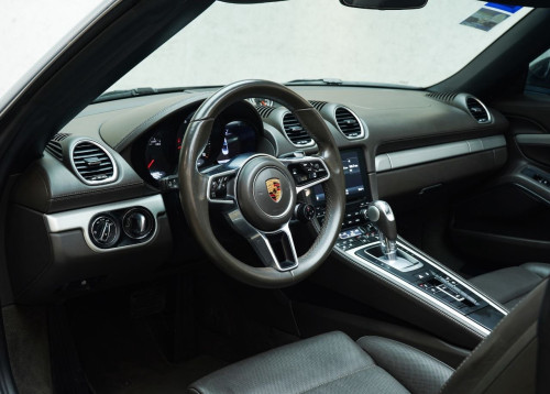 Porches Boxster 718 (2017)