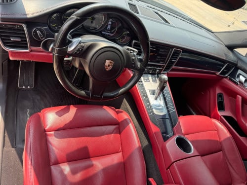 Porches Panamera