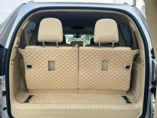 PRADO 2015 (ម៉ាស៊ូត)