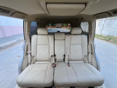 PRADO 2015 (ម៉ាស៊ូត)