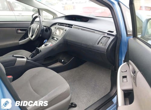 Prius 014 plug in 014 (កក់មុនតម្លៃល្អ)