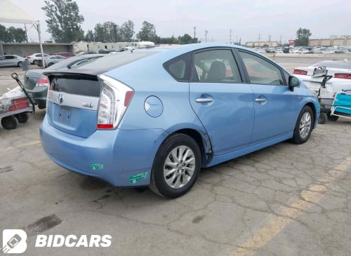 Prius 014 plug in 014 (កក់មុនតម្លៃល្អ)