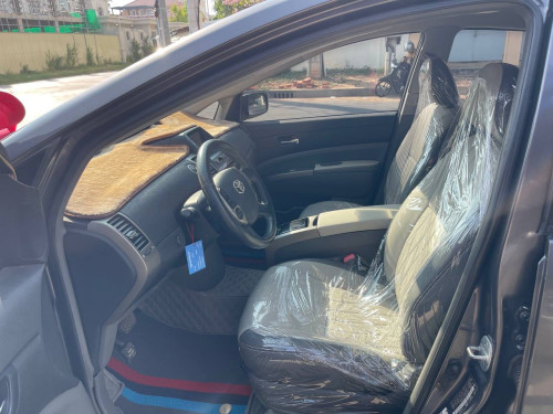 Prius 07 half full តម្លៃពិសេសសម្រាប់អ្នកកក់មុនគេ