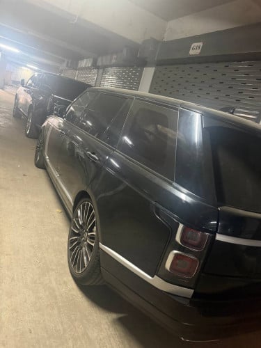 Range Rover Vogue V8 5.0 Four seats