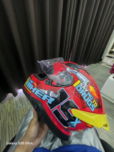 sell full face helmet  size L wear 3 time only