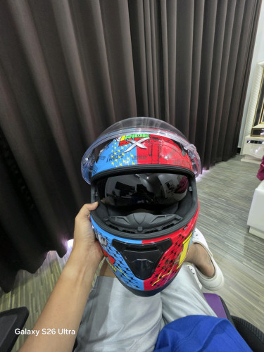 sell full face helmet  size L wear 3 time only