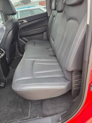Ssamyong Rexton pick up Spots