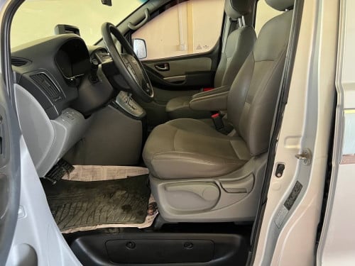 Starex 2010 Full 14500$