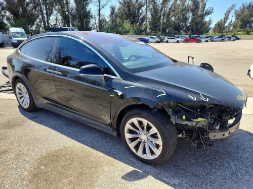 Tesla model X 75D 2018 សាងបាន