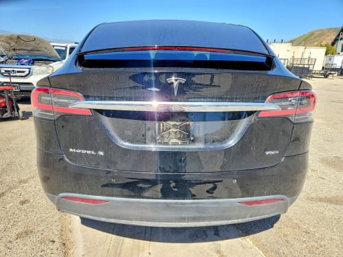 Tesla model X 75D 2018 សាងបាន