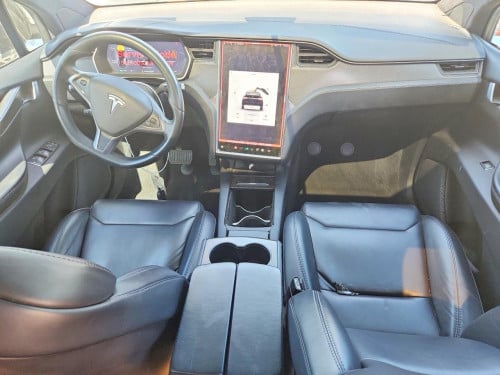 Tesla model X 75D 2018 សាងបាន