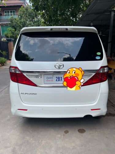 Toyota Alphard ស 2012