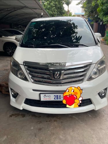 Toyota Alphard ស 2012