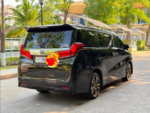 Toyota Alphart  ស្ពិច រុស្សុី  ឡានថ្មីម្ចាស់ដើម អត់បាញ់ថ្នាំ គីឡូប្រើតិច
