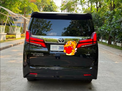 Toyota Alphart  ស្ពិច រុស្សុី  ឡានថ្មីម្ចាស់ដើម អត់បាញ់ថ្នាំ គីឡូប្រើតិច