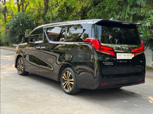 Toyota Alphart 2018 Executiv lounge ស្ពិចរុស្សុី​ ប្រេីបាន6គីឡូជាងសុីន​ ម្ចាញដេីមទីមួយ​ មិនដែលជួល