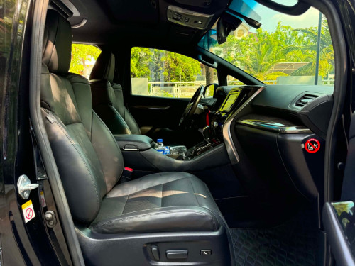 Toyota Alphart 2018 Executiv lounge ស្ពិចរុស្សុី​ ប្រេីបាន6គីឡូជាងសុីន​ ម្ចាញដេីមទីមួយ​ មិនដែលជួល