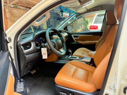 TOYOTA Fortuner នៅថ្មីណាស់ម្ចាស់ដើម,Year:2018 ជិះបានតិច