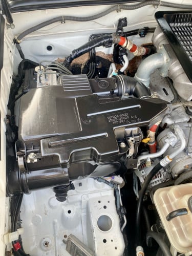 Toyota PRA 05 ពណ៍ស ឡានស្អាតអត់មានបុកប៉ះទេលក់ប្រញ៉ាប់
