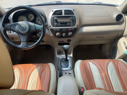 Toyota RAV4 2002 ប៉ុង1 ម្ចាស់ដើម