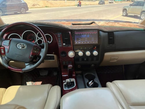 Tundra 07 ប៉ុង1 ហ្គាស់ហើយ
