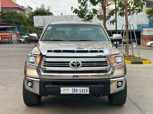 Tundra 08 ឡើងមុខ 014 limited ឡានស្អាត មានឡាយសិន