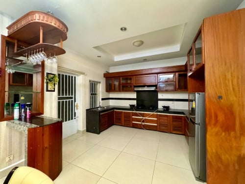 Twin Villa 7 bedrooms for rent Near Orkide St 2004