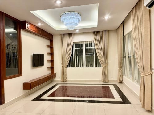 Twin Villa 7 bedrooms for rent Near Orkide St 2004