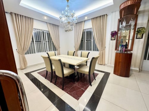 Twin Villa 7 bedrooms for rent Near Orkide St 2004